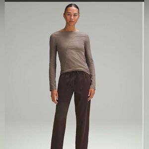 Lululemon luxtreme tapered leg mid rise pants